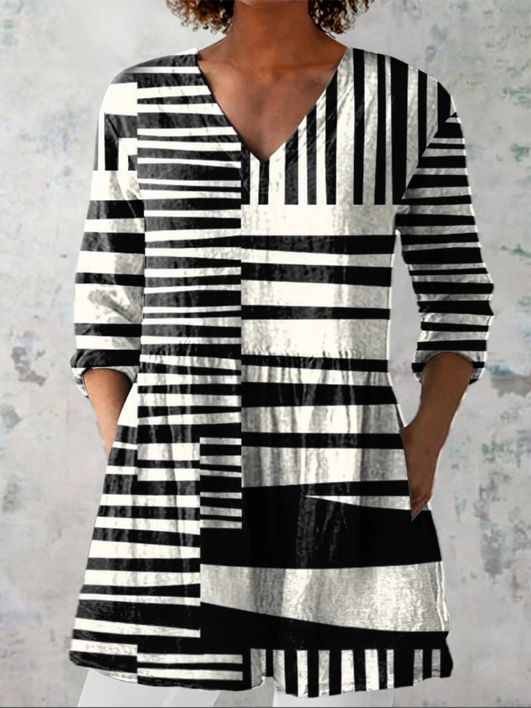 Savenora | Lange Bluse mit ausdrucksstarkem Muster
