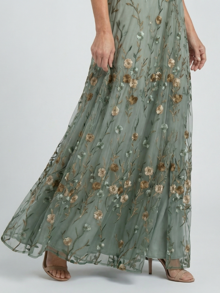 Savenora | Halter Bloom Flow Maxi Kleid