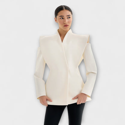 Sommerfeld™ | Valeria – Sculptural Shoulder Blazer