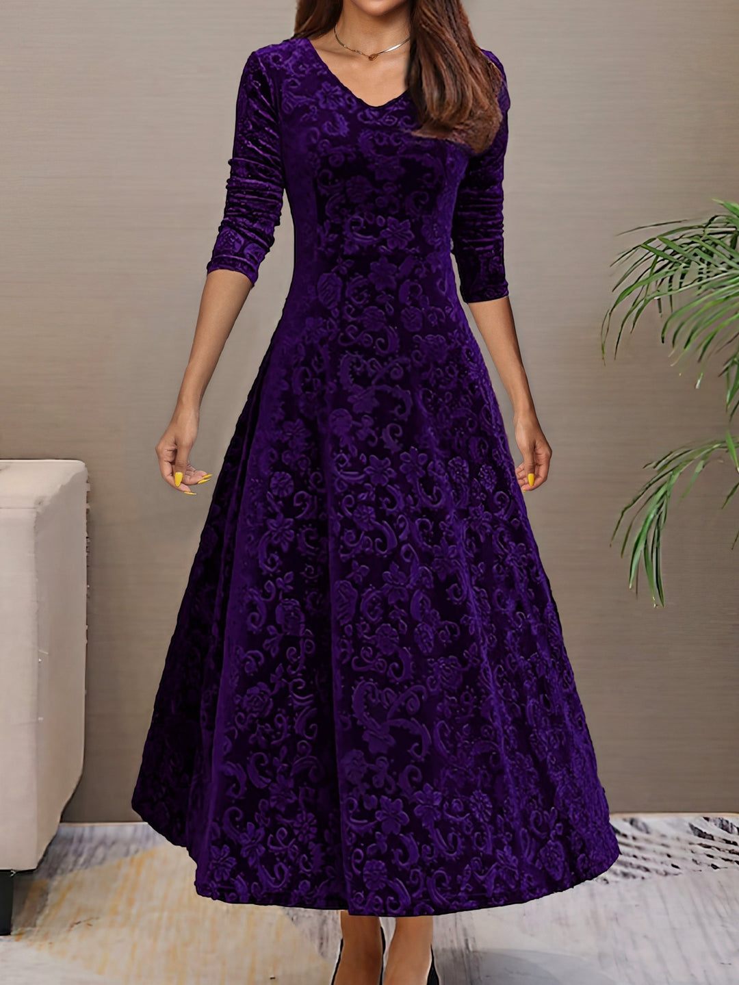 Anny™ - Elegantes Samtkleid mit V-Ausschnitt für festliche Anlässe