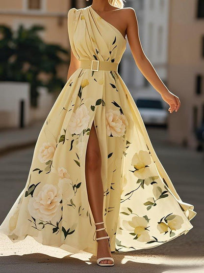Julie | Hellgrünes Chiffon-Maxikleid mit Blumenmuster und einseitigem Schulterdesign