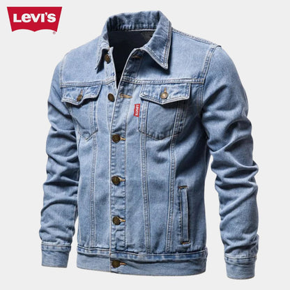 Zeitlose Jeansjacke