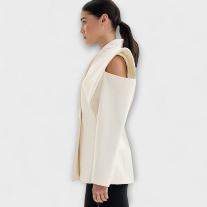 Sommerfeld™ | Valeria – Sculptural Shoulder Blazer