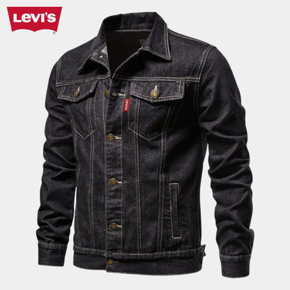 Zeitlose Jeansjacke