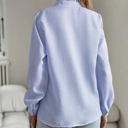 Camila | Elegante Bluse" can be rewritten as "Camila | Stylish Elegance Blouse.