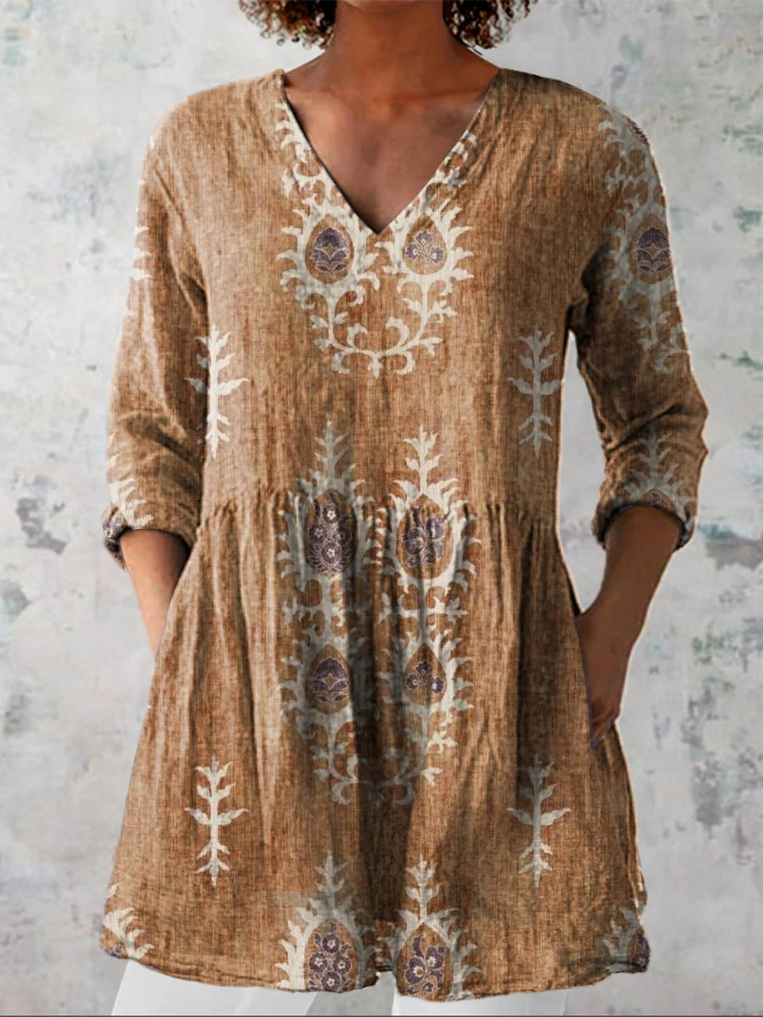 Savenora | Lange Bluse mit ausdrucksstarkem Muster