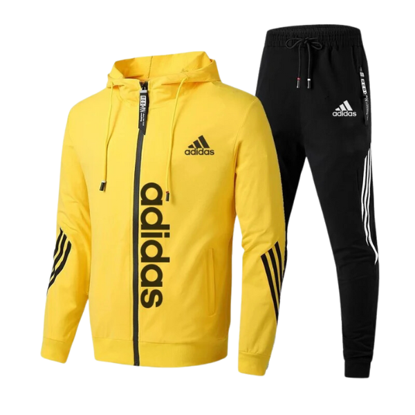 Sportlicher Trainingsanzug