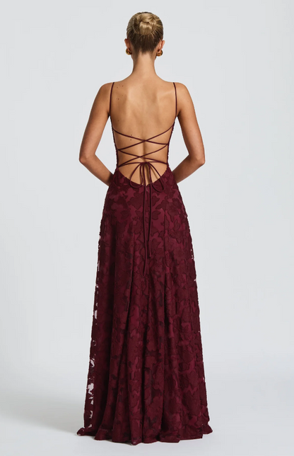 SOFIA | Elegantes Spitzen-Maxi-Kleid