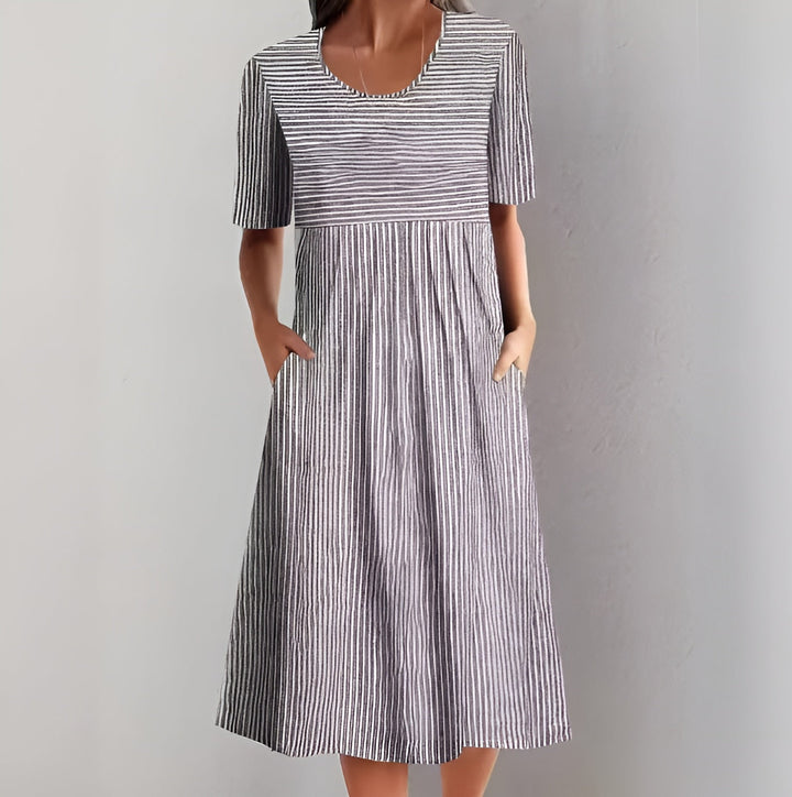 Aquelle™ - Stilvolles Midikleid mit maritimem Streifenmuster