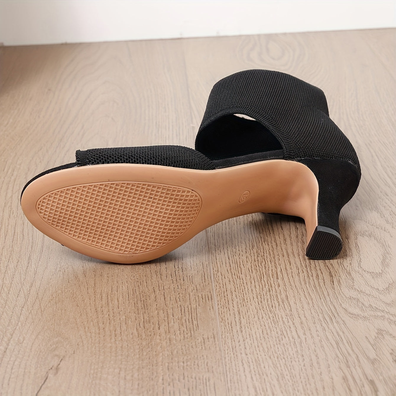 Sommerfeld™ | Stretch Comfort Heels