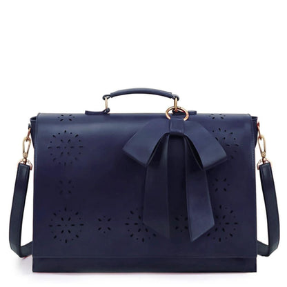 Monikas stilvolle Schleifenhandtasche
